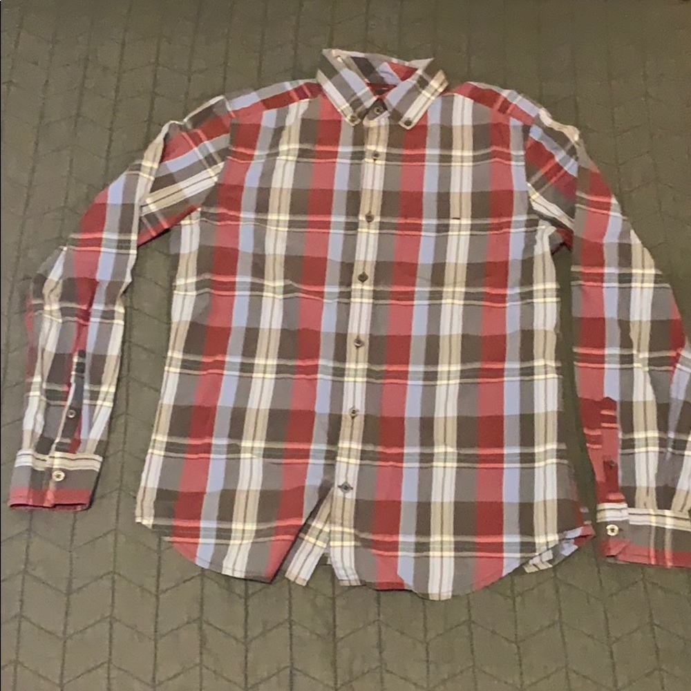 Gap plaid red, blue, grey, white button up